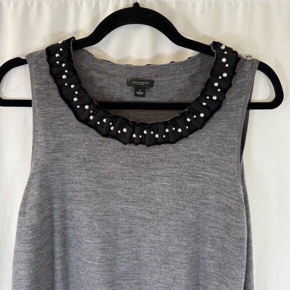 Ann Taylor Merino Wool Blouse Women's Large Grey Extra Fine Sleeveless Beaded - Picture 2 of 9